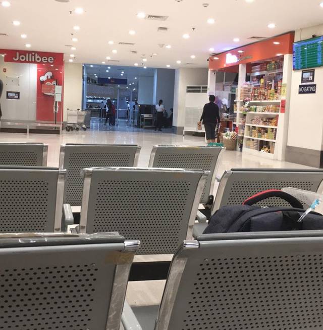 マニラ空港の様子